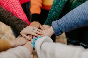 Together we connect: “De kleine momenten maken het verschil”